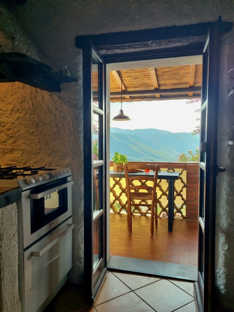 Badezimmer mit Dusche